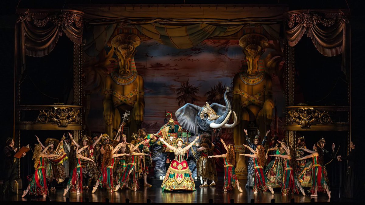 Crossroads Live (@xroads_live) on Twitter photo 🌏Happy #worldtheatreday from Mumbai!🌏
<a href="/PhantomOpera/">The Phantom Of The Opera</a> made its Indian debut this month and audiences are having a truly Phantastic time!
Here’s to bringing more world class live theatre experiences to audiences across the globe.
#phantom #theatre #phantomoftheopera 🌏Happy #worldtheatreday from Mumbai!🌏
<a href="/PhantomOpera/">The Phantom Of The Opera</a> made its Indian debut this month and audiences are having a truly Phantastic time!
Here’s to bringing more world class live theatre experiences to audiences across the globe.
#phantom #theatre #phantomoftheopera