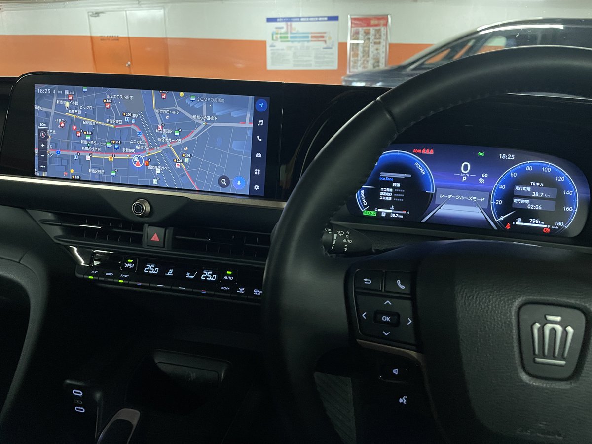ken_zrx's tweet photo. 以前から気になっていたクラウンクロスオーバーに
車体が結構大きかったので不安でしたが、普段マイカーを運転してるのですぐになれました
加速も良くて快適でした https://t.co/FBhhKFoPYA