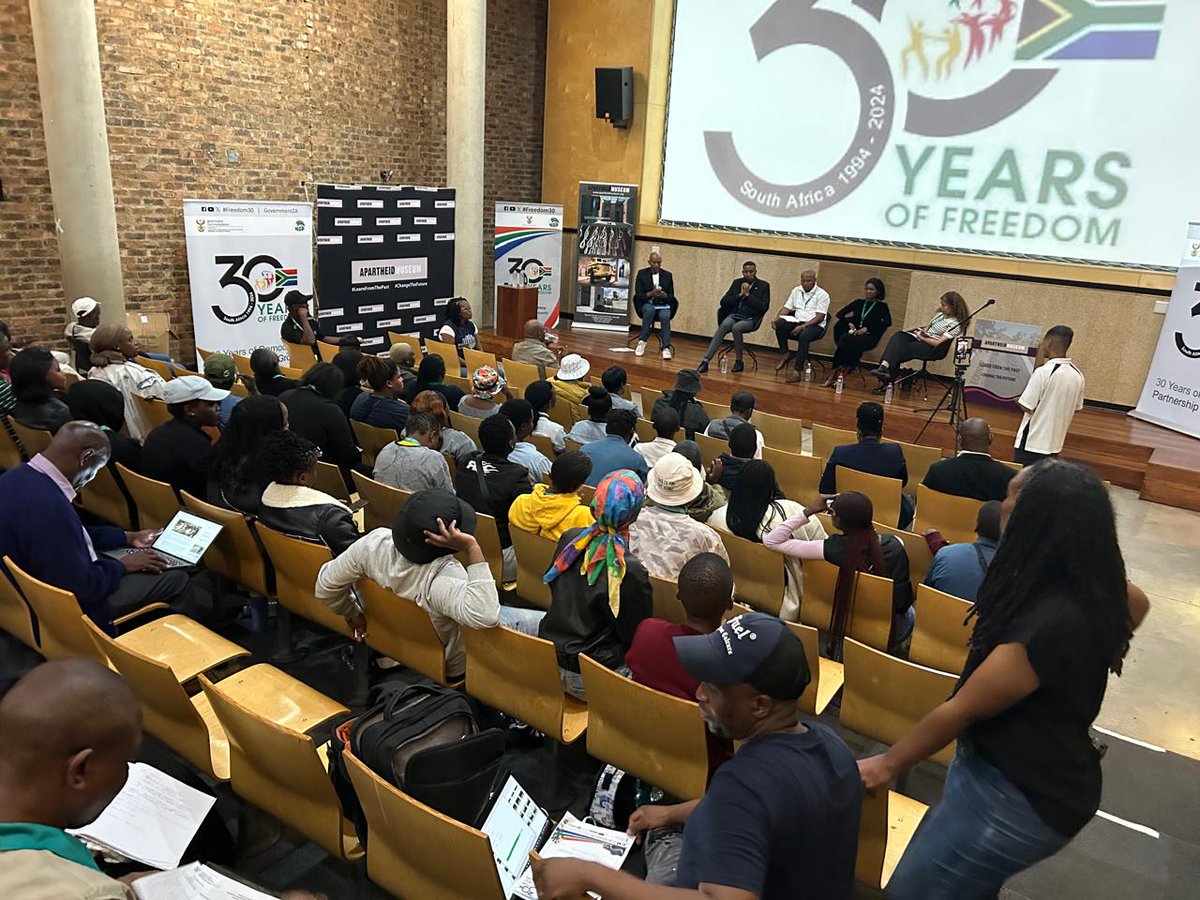 GCISGauteng's tweet image. #30yearsoffreedom 30 years of Freedom youth dialogue under the theme 'Youth and Economy"... at Apartheid Museum,  in Ormonde Johannesburg South, engaging in economic challenges and possible opportunities for youth. @CityofJoburgZA @GautengProvince @GCIS_Ekurhuleni @GCIS_IRC