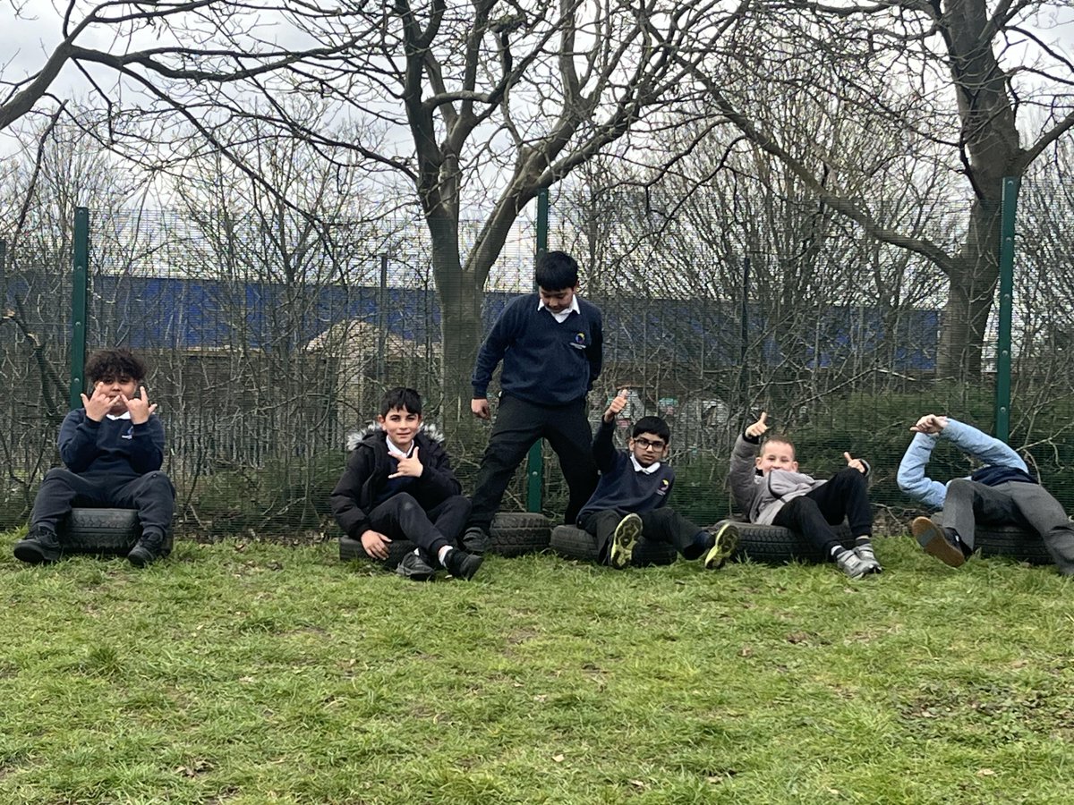 GPAPeterborough's tweet photo. The children have been having lots of fun with the new tyres at break and lunchtimes! They have been playing lots of imaginative and creative games with them! ✨👍

#Growth #TDETAcademies https://t.co/Vy8exnrFSf