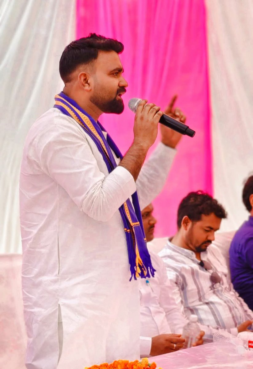 जो गलत है उसका विरोध हमेशा सीना ठोक कर कीजिए, इतिहास आपको बागी कह सकता है गुलाम नहीं.......