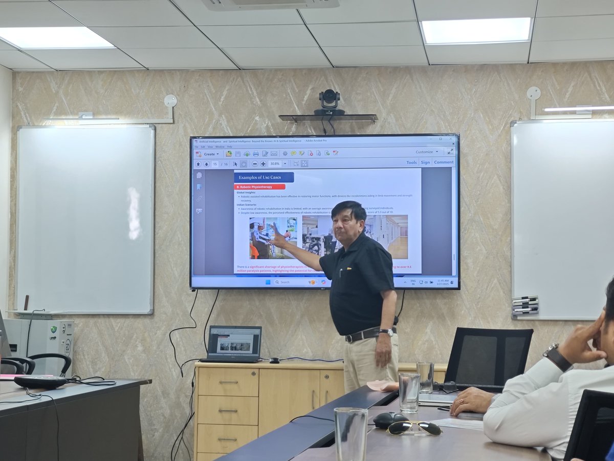 CSIR_CSIO's tweet image. Dr. Sushil Chandra, Former Scientist G, @DRDO_India -INMAS &amp;amp; now Dean at @RishihoodUni, delivered an insightful talk on Immersive AI in Assistive Technology at @CSIR_CSIO. Inspiring perspectives on tech for inclusivity! #AI #AssistiveTech #Innovation @CSIR_IND @DrJitendraSingh