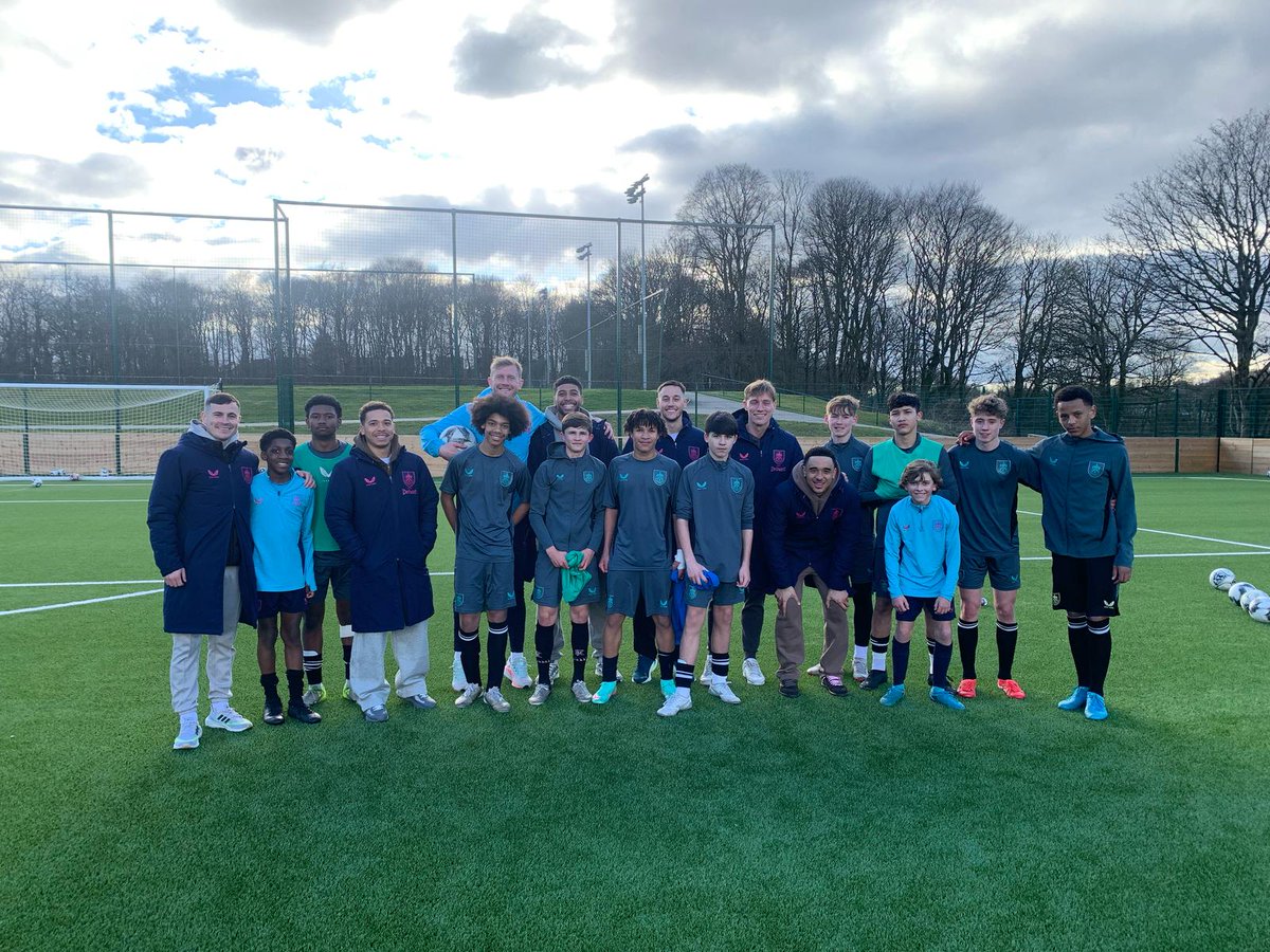 Burnley FC Academy tweet media
