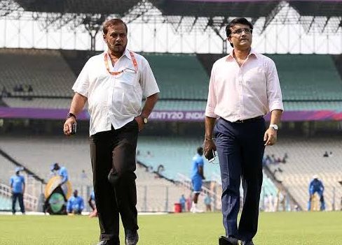 ImSloth24's tweet image. Politics of Ganguly and CAB against KKR needs to be exposed.
1 rt = 1 slap on Suar Mukherjee and CAB officials

#ShameOnCAB