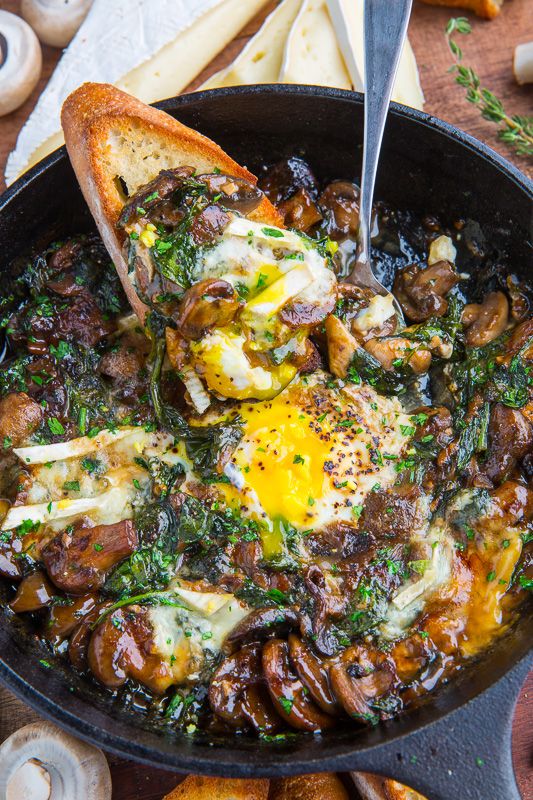 Food_Gallery3's tweet photo. Mushroom and Brie Baked Eggs https://t.co/oJnGxUsvt5
