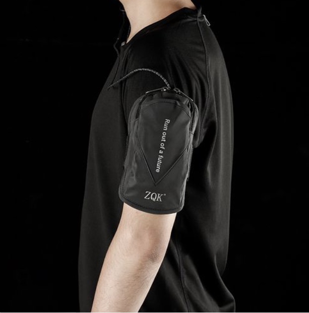 flucxdeals's tweet photo. Run with confidence!🏃🏽‍♀️

Crush your fitness goals with this high-quality running phone armband.

🏷40% Off Now!
💪One size fits all
📱 Holds your phone securely
💧 Sweat/Water Resistant

🛒Order one here👇🏾
https://t.co/Z2gBRe8pW9

#JumiaKenya #Betting #Aoko #Matasi #Duale #Aoko https://t.co/mnVAm3ucOr
