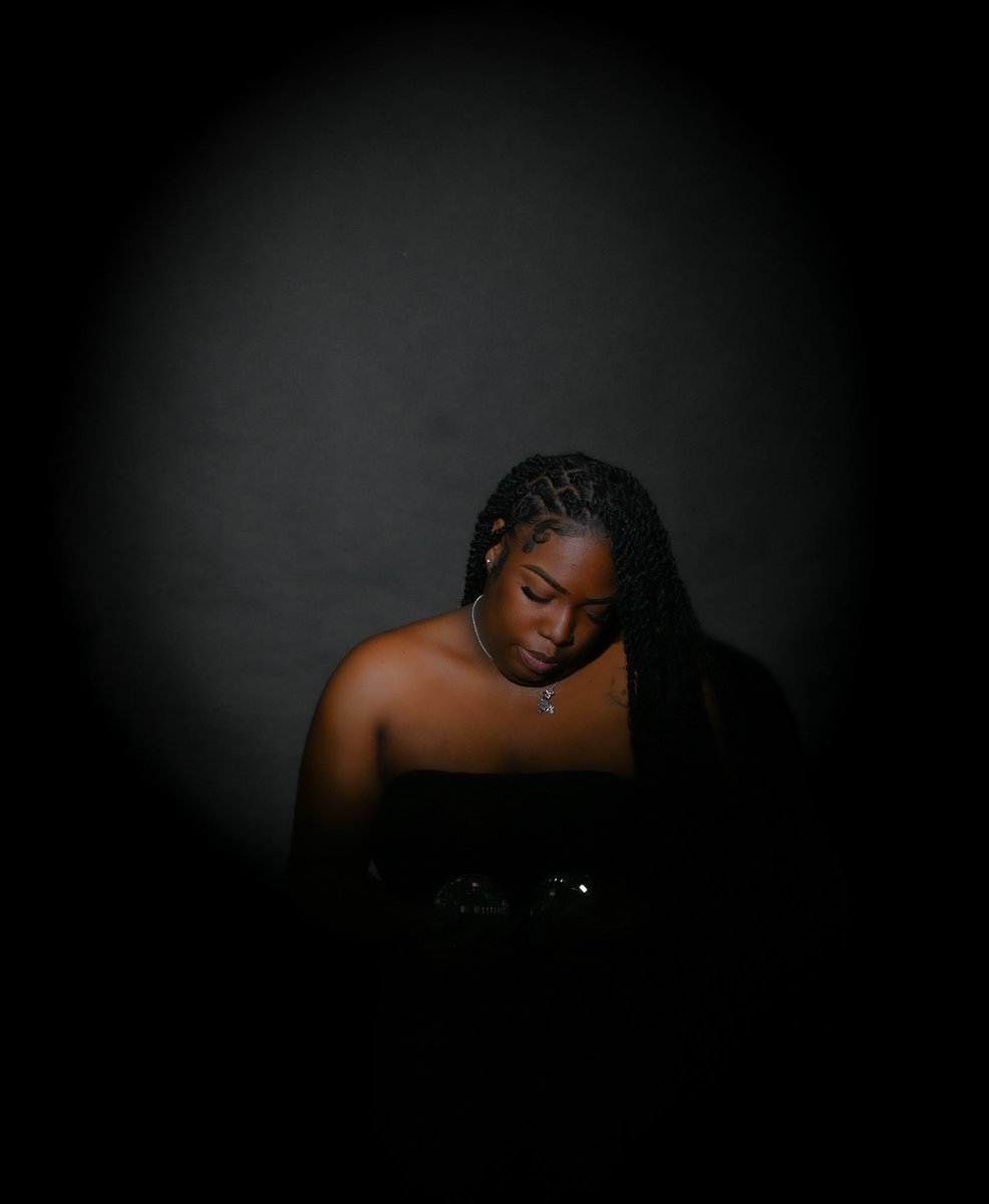ForeverKaee_'s tweet photo. Big 30 🖤 https://t.co/JLxVY6yhlK