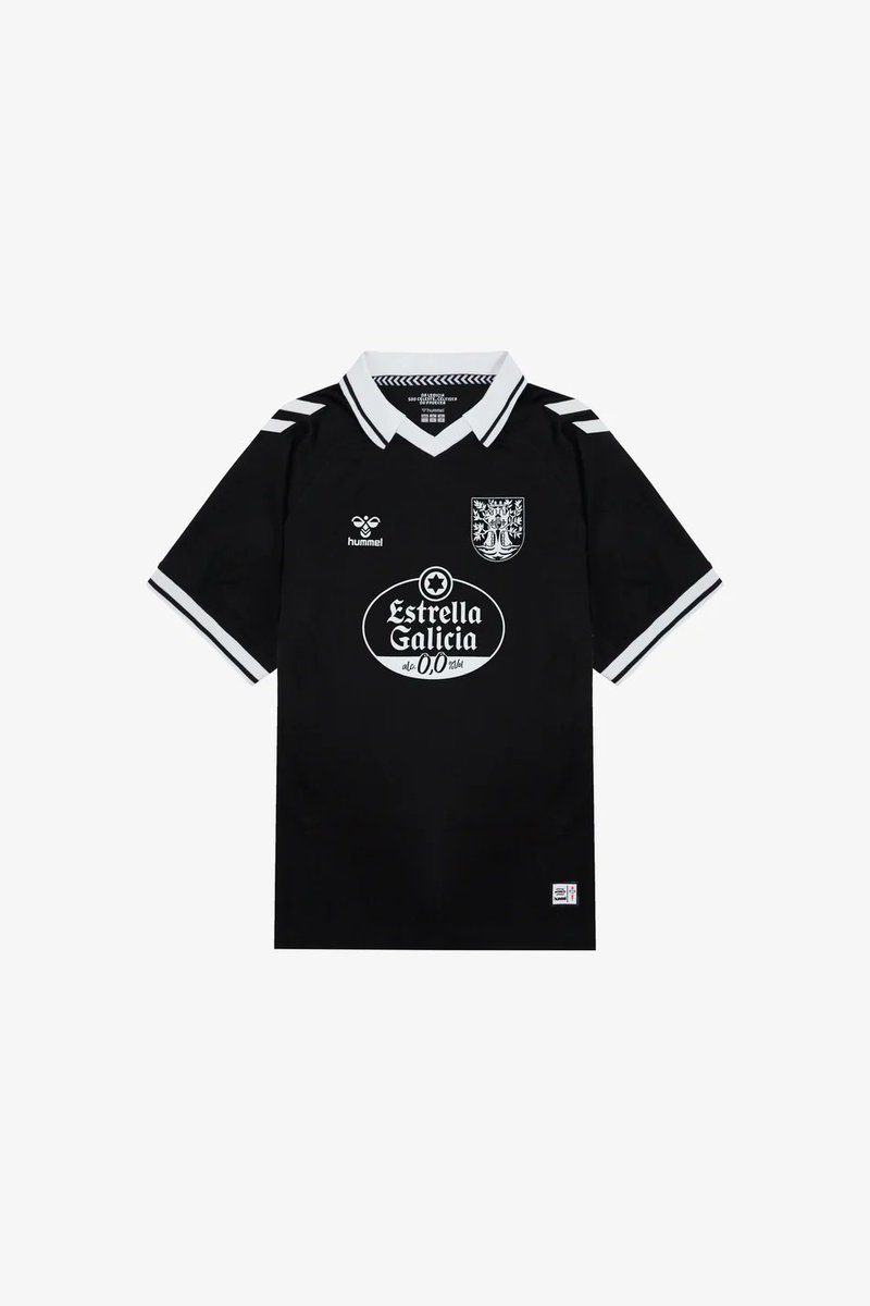Offsider_ES's tweet photo. Las camisetas especiales que ha sacado el @RCCelta inspirada en el 'Oliveira dos Cen Anos'.

La vestirán el próximo lunes ante Las Palmas. https://t.co/l4QoT43iOx