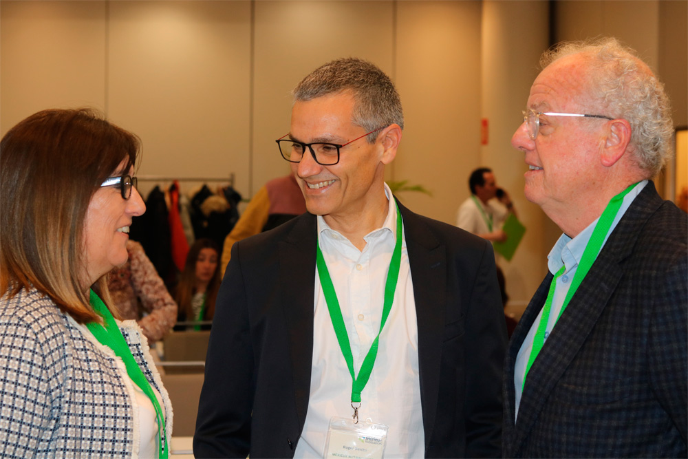 Estrategianet's tweet photo. #AmaiaBarredo: “La #industria #alimentaria tiene retos como la #competitividad, los #costes de producción, la #formación y el #absentismo laboral”
Seminario #Aralab en #Vitoria-Gasteiz: 'Nuevos paradigmas para el sector alimentario'
https://t.co/QQqFtvGxjE https://t.co/pxuluyfcId