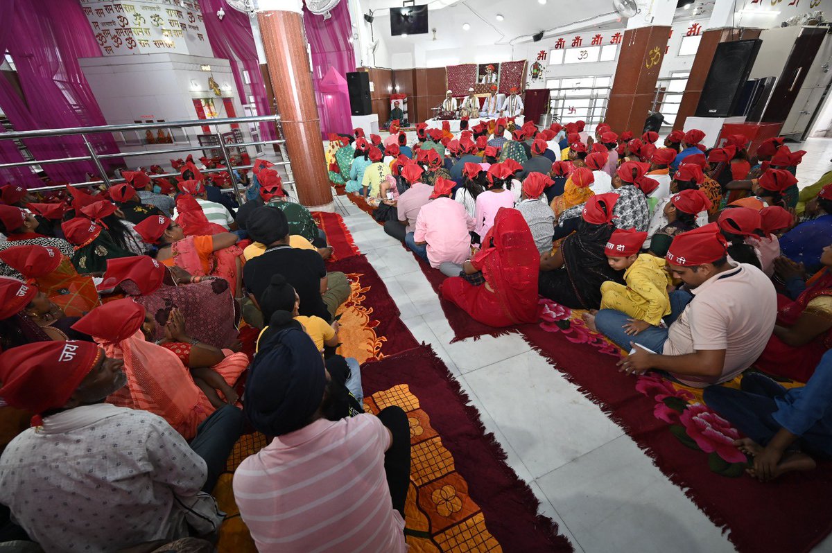 Free slots for Attka Aarti at Bhawan and Garbhjoon Aarti at Adhkuwari to be reserved for #Divyang pilgrims from #ChaitraNavratri onwards; Series of initiatives rolled out recently for Divyang including dedicated quota in Heli bookings and free Battery Car services.
#JaiMataDi