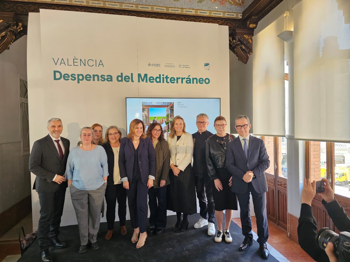 Hui hem assistit a la presentació de "València, despensa del Mediterráneo" 🌊
Una jornada on s'ha presentat a la ciutat com un destí de referència gastronòmic nacional i internacional 🍽️