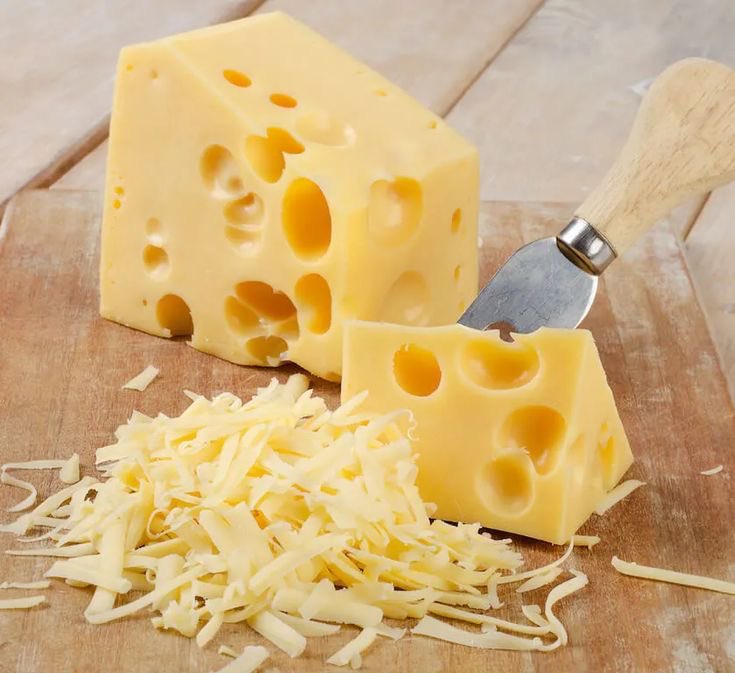 ndiaghost's tweet photo. Feliz día mundial del queso a todos los amantes como yo https://t.co/sHh1SXAfAd