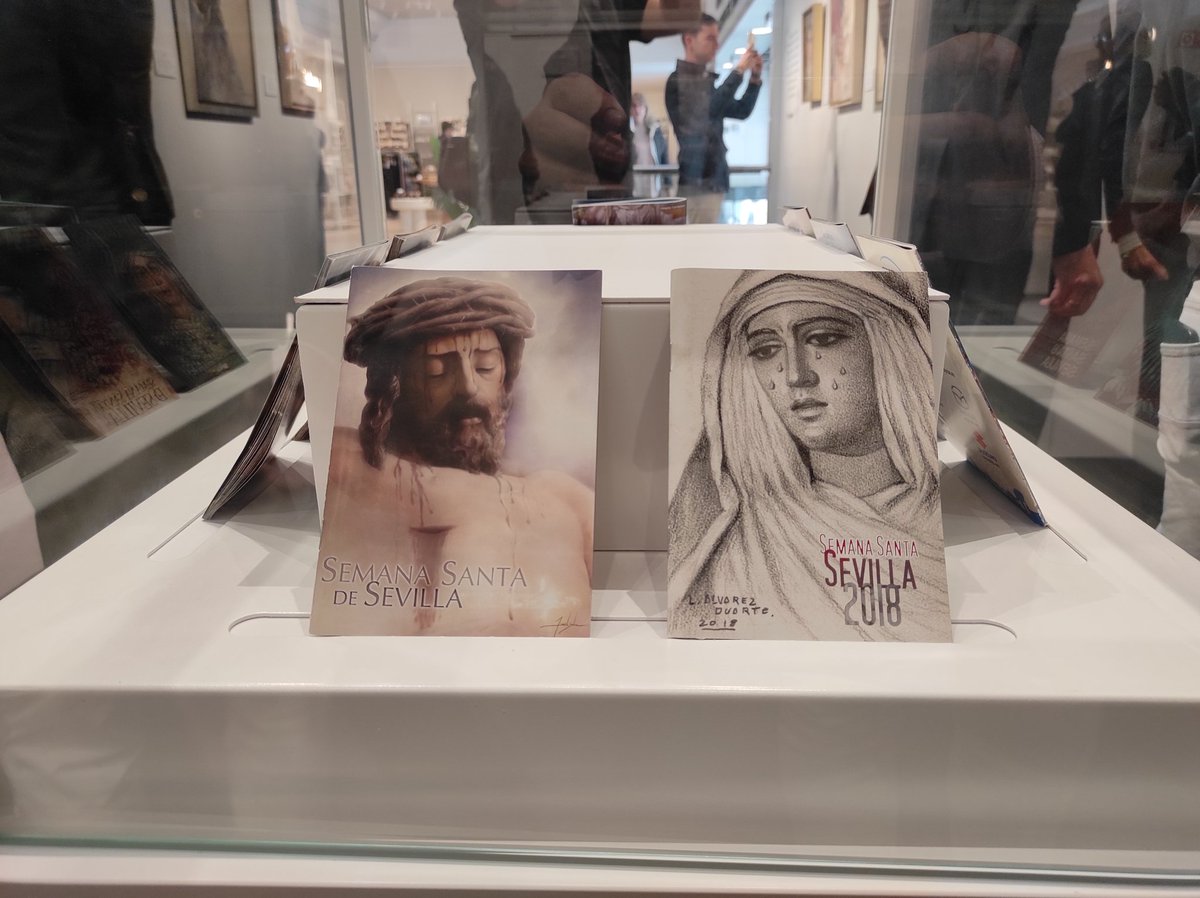 Datos de la Exposición: 

📌 El Corte Inglés del Duque
🚪 Puerta de la Calle Alfonso XII
📅 Estará abierta hasta después de Semana Santa.

#SSantaSevilla25 #GalaSSantaTV