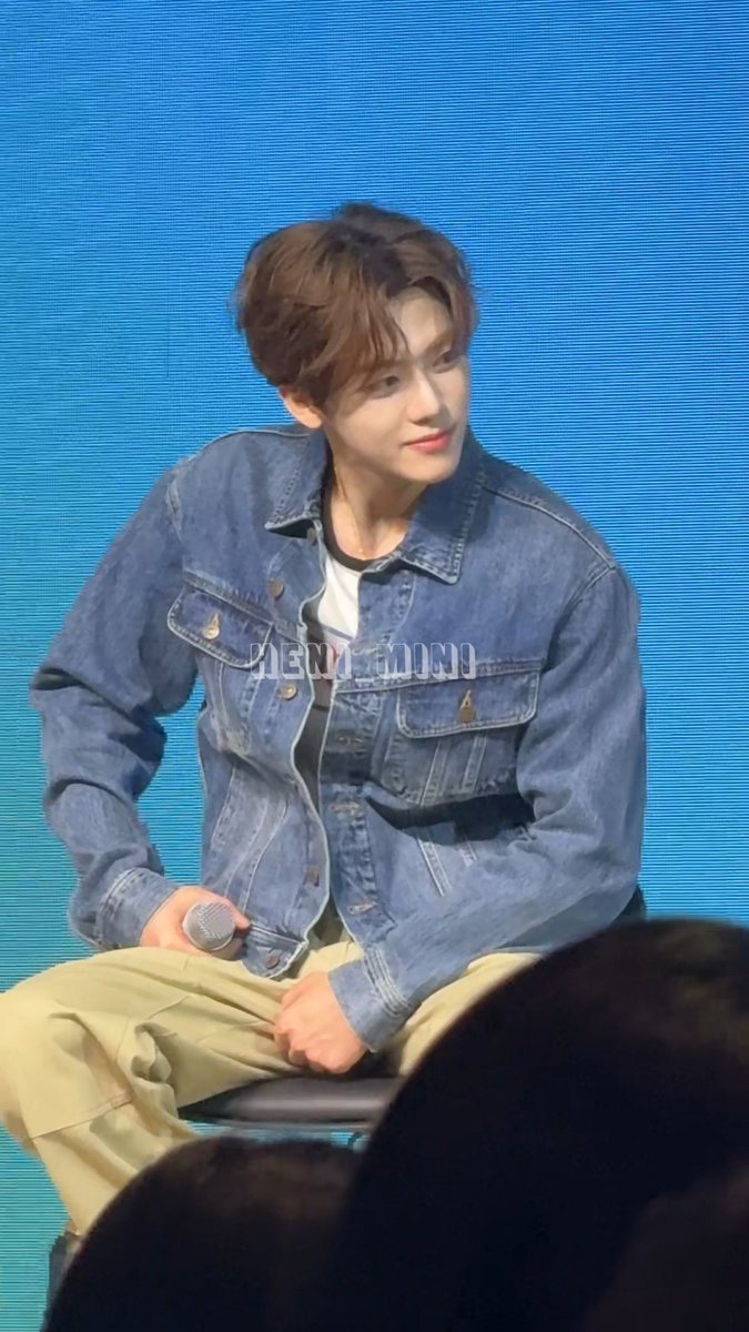 재민이 얼굴 소멸하겟다...
밥머거!!!!!!!!!!