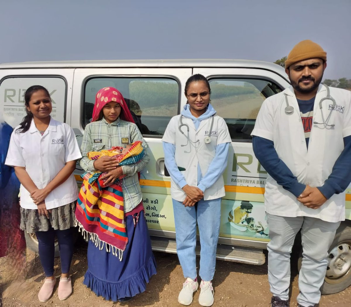 CollectorRjt's tweet image. જામકંડોરણા તાલુકાના હરિયાસણ ગામમાં ખેત મજૂરી કરતા પરિવારના હરમલ વસુનીયાને RBSK પ્રોગ્રામ અંતર્ગત NICU રાજકોટ અને NRC રાજકોટ માં સઘન સારવાર કરી SAM(Severe Acute Malnutrition)માંથી બહાર લાવી બાળક થયુ સ્વસ્થ.