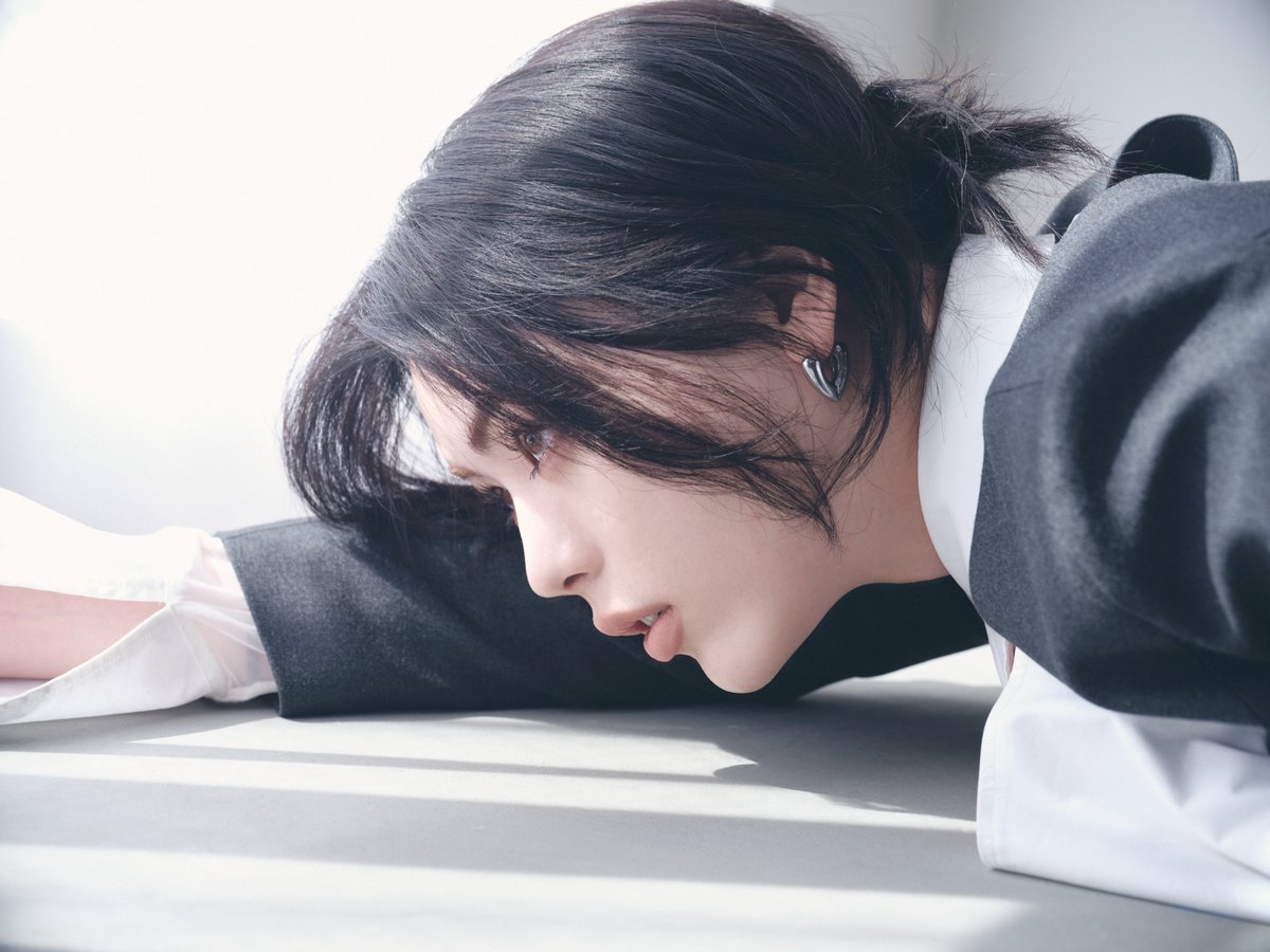 Feature Vol.05 - Baku Idegami

『「奇妙」を「希少」に変える。美容を通じて表現する井手上漠の生き方。』

loogg.jp/feature/005.ht…

#井手上漠