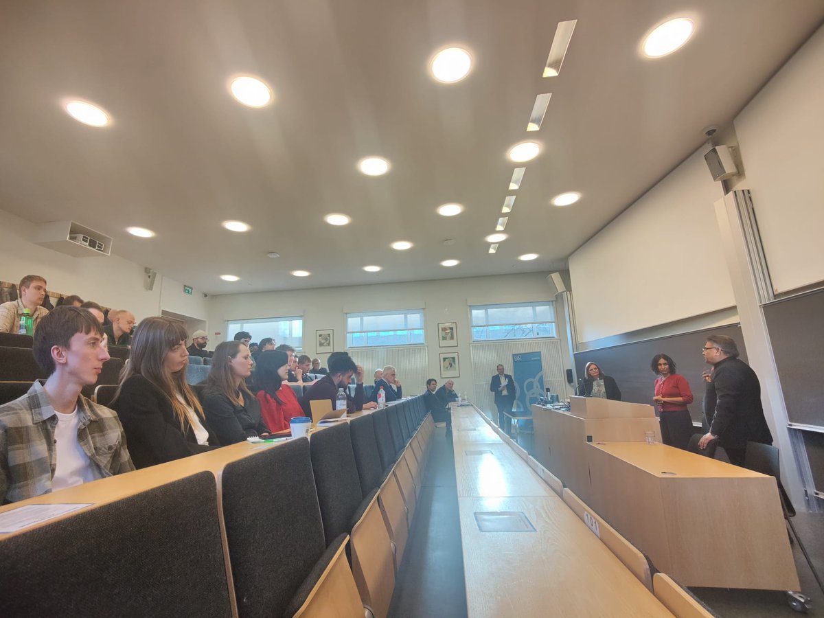 IndiainDenmark's tweet photo. Prof. Thomas Pallesen, Dean of Aarhus University welcomed the gathering. Prof. Ravinder Kaur, @koebenhavns_uni and Charlotte Flindt-Pedersen of #DFPS gave presentations on the topic followed by an interactive Q&A session. https://t.co/JWD19bT1fS