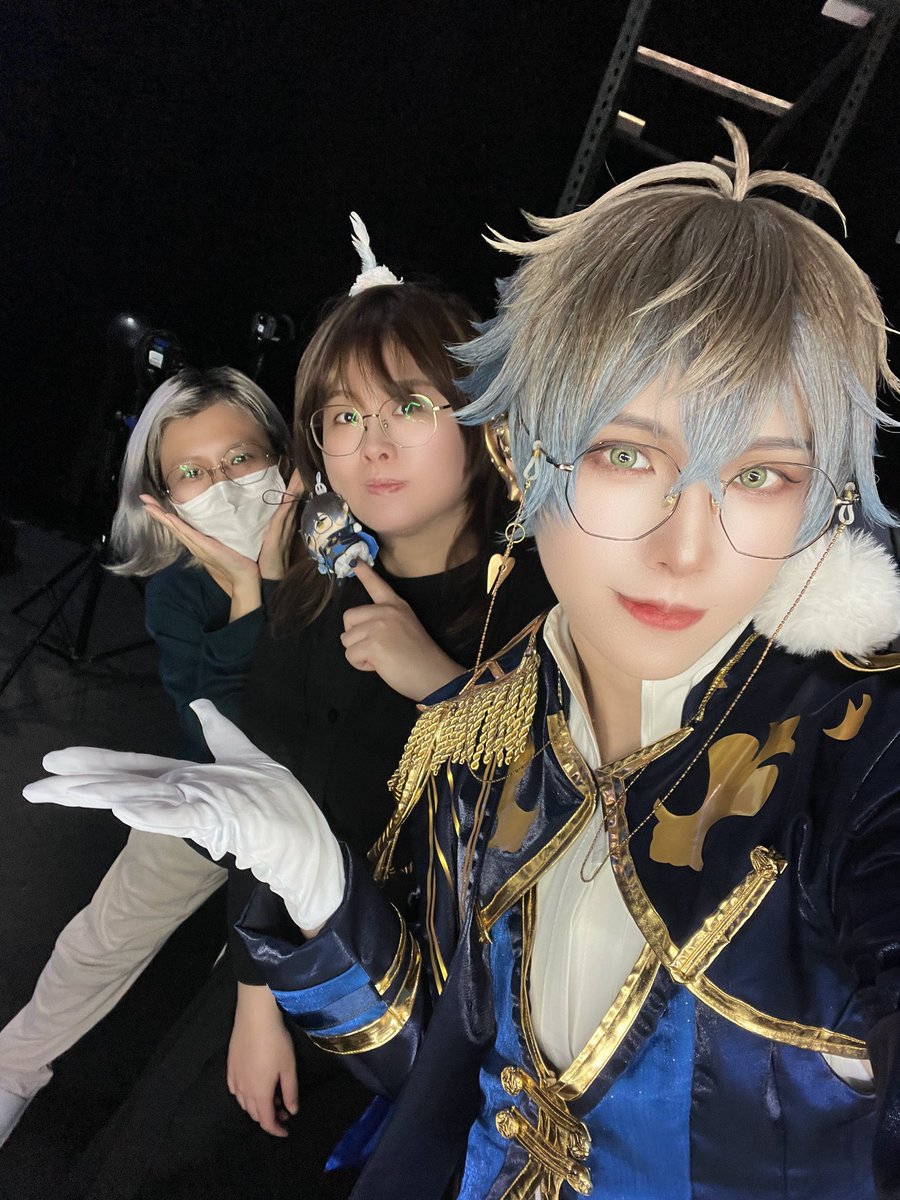 ✒️✨🪶
人質を握ってる(？

#NIJISANJIEN 
#Ikenography