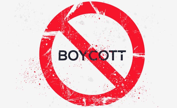 Özgür Özel‘in başlattığı boykot, Türkiye’nin Filistin soykırımı nedeniyle başlattığı yahudi mallarını boykot eylemine, siyonist israilin misillemesidir. 

Siyonist akıl, el mi yaman bey mi yaman göstereceğiz, demiş anlaşılan.  

Zira, az orospu çocuğu değiller kendileri.
#boykot