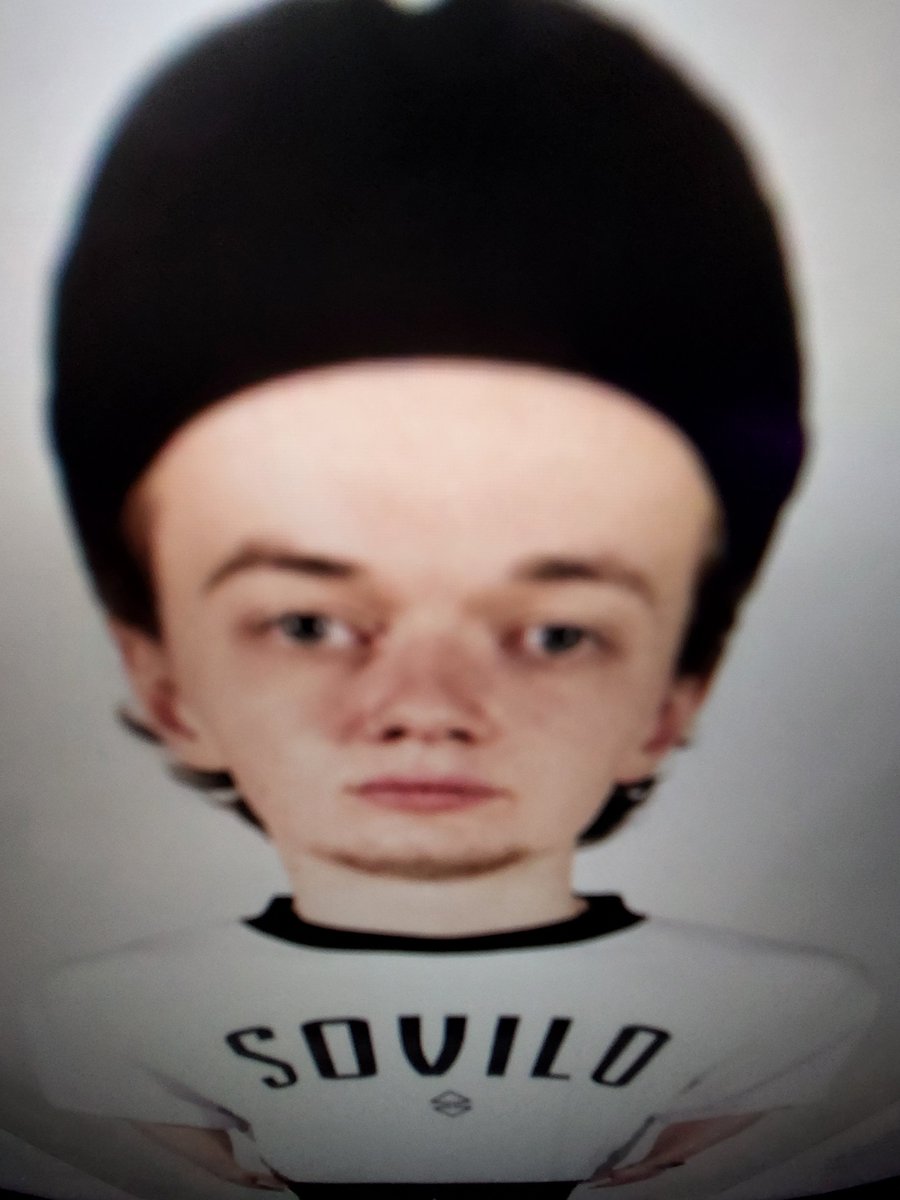 Sie: "Du musst ein Minecraft Skin sein wenn du denkst, dass wir daten."

Mein Arsch: