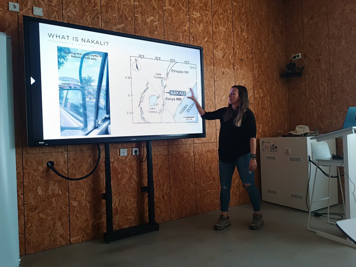 Institut Català de Paleontologia Miquel Crusafont (@icp_mcrusafont) on Twitter photo 🦴⏳ #Paleovermut talk by <a href="/_martapina_/">Marta Pina</a> "The Nakali Project: The End of an Era", an amazing deep dive into one of Africa’s key Late Miocene fossil sites! 🌍🦍
Here, the large-bodied hominoid Nakalipithecus nakayamai was found.
#paleo #HumanEvolution 🦴⏳ #Paleovermut talk by <a href="/_martapina_/">Marta Pina</a> "The Nakali Project: The End of an Era", an amazing deep dive into one of Africa’s key Late Miocene fossil sites! 🌍🦍
Here, the large-bodied hominoid Nakalipithecus nakayamai was found.
#paleo #HumanEvolution