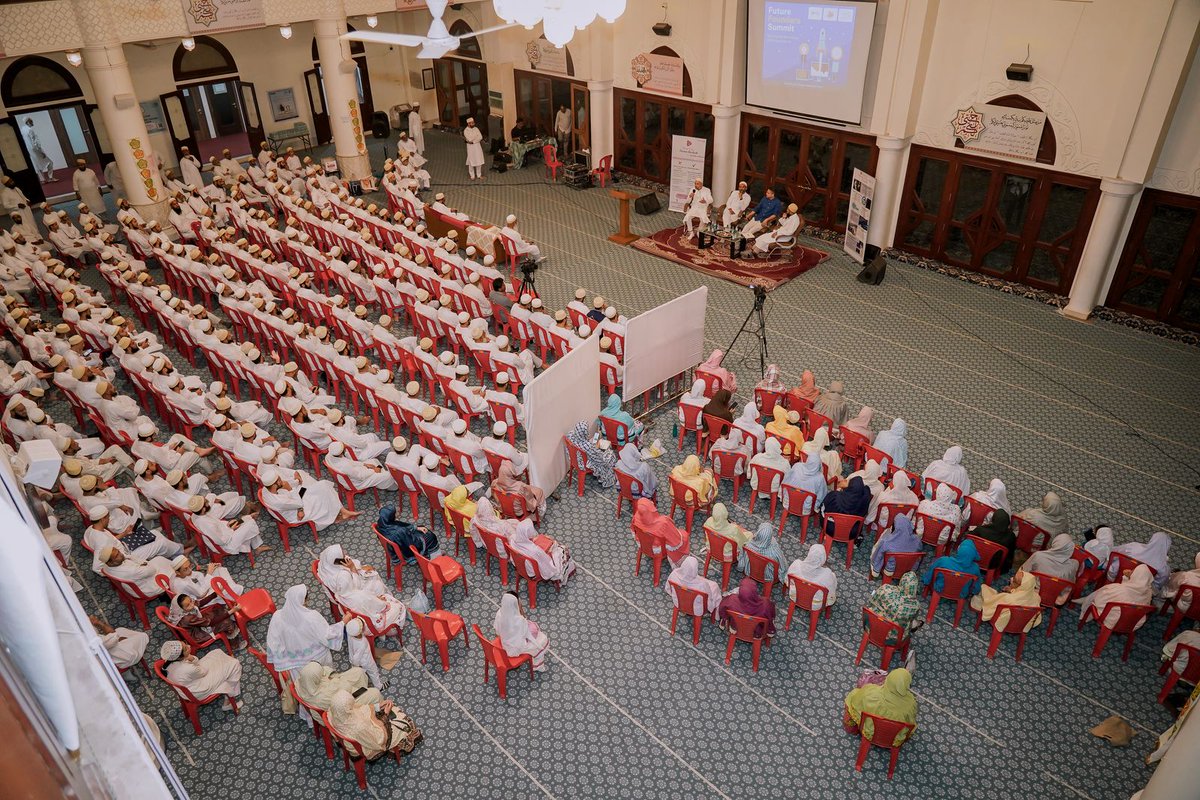 Got to attend the Future Founders Summit, hosted by <a href="/TijaaratRaabeha/">Tijaarat Raabehah</a>  Indore under the auspices of <a href="/umooriqtesadiya/">Umoor Iqtesadiyah</a> . The summit saw conversations around startups, scaling, and intelligent execution. Great interaction with great minds!