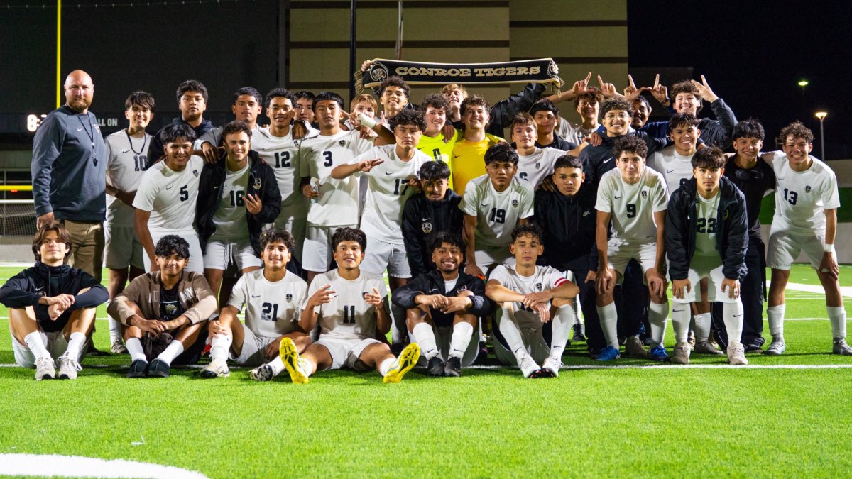 While our season has come to an end, we are so proud of these boys for all of their hard work. 

▪️78 Goals Scored, 34 Conceded
▪️ Made the Playoffs 
▪️ Advanced To Area Playoffs For Second Year In A Row
▪️ Playoff Win Over Aldine Benjamin Davis

Thank you to all our supporters!