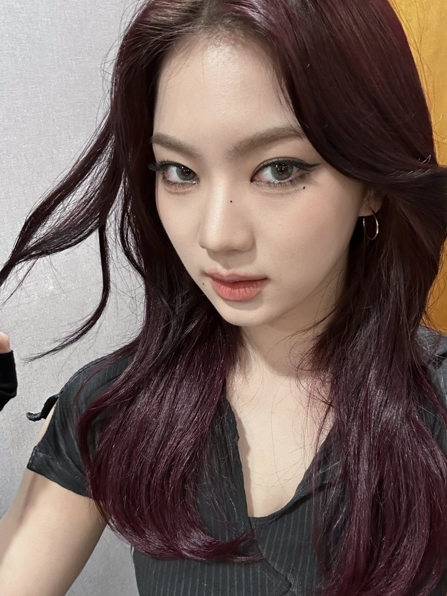 STAYC_talk's tweet image. 2주차도 잘 부탁드립니다🫶

#STAYC #스테이씨 #ISA #아이사