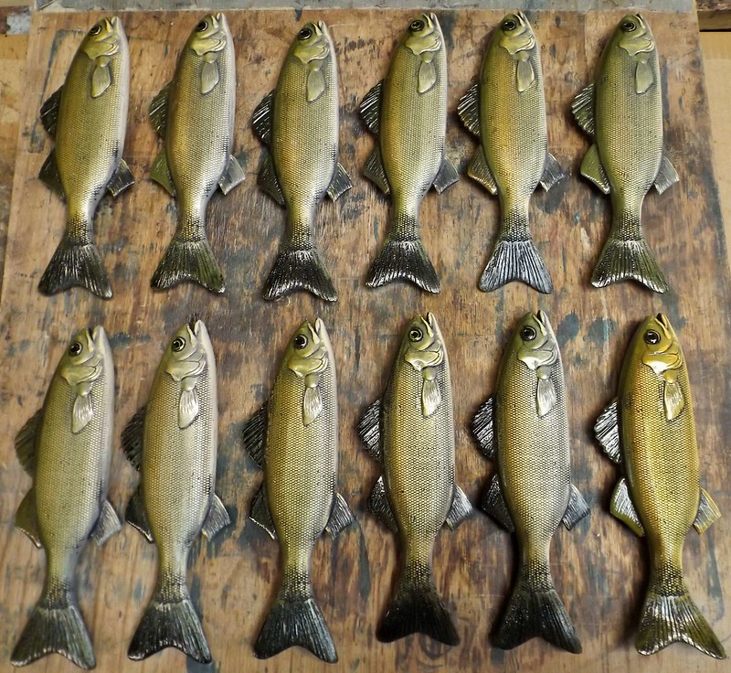 Craftsmanship's tweet photo. Fish made of resin that I made for a 'Fish Tree' sculpture.
These are at the gloss lacquer stage.  #Craftsman #Fish #artwork #Sculpture https://t.co/2El8u4AmDw