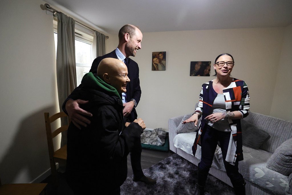 agedorgallery's tweet photo. Prince William launches #InvisibleCities in Aberdeen - a groundbreaking initiative to end homelessness. One beneficiary just got the keys to his new home!
The Prince met with partners creating job opportunities to support those at risk of or experiencing homelessness #Agedor #EndHomelessness #RoyalVisit #SocialImpact #PrinceWilliam #RoyalCharity #PrinceofWales #RoyalDuty #FutureKing