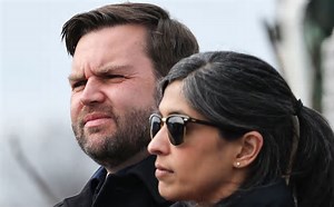 Not one family in Nuuk, Greenland would accept a visit from JD and Usha Vance.

NOT A SINGLE RESIDENCE, this is why the visit was cancelled. 

Drop a 💙 if you would REFUSE to let JD Vance in your home too.