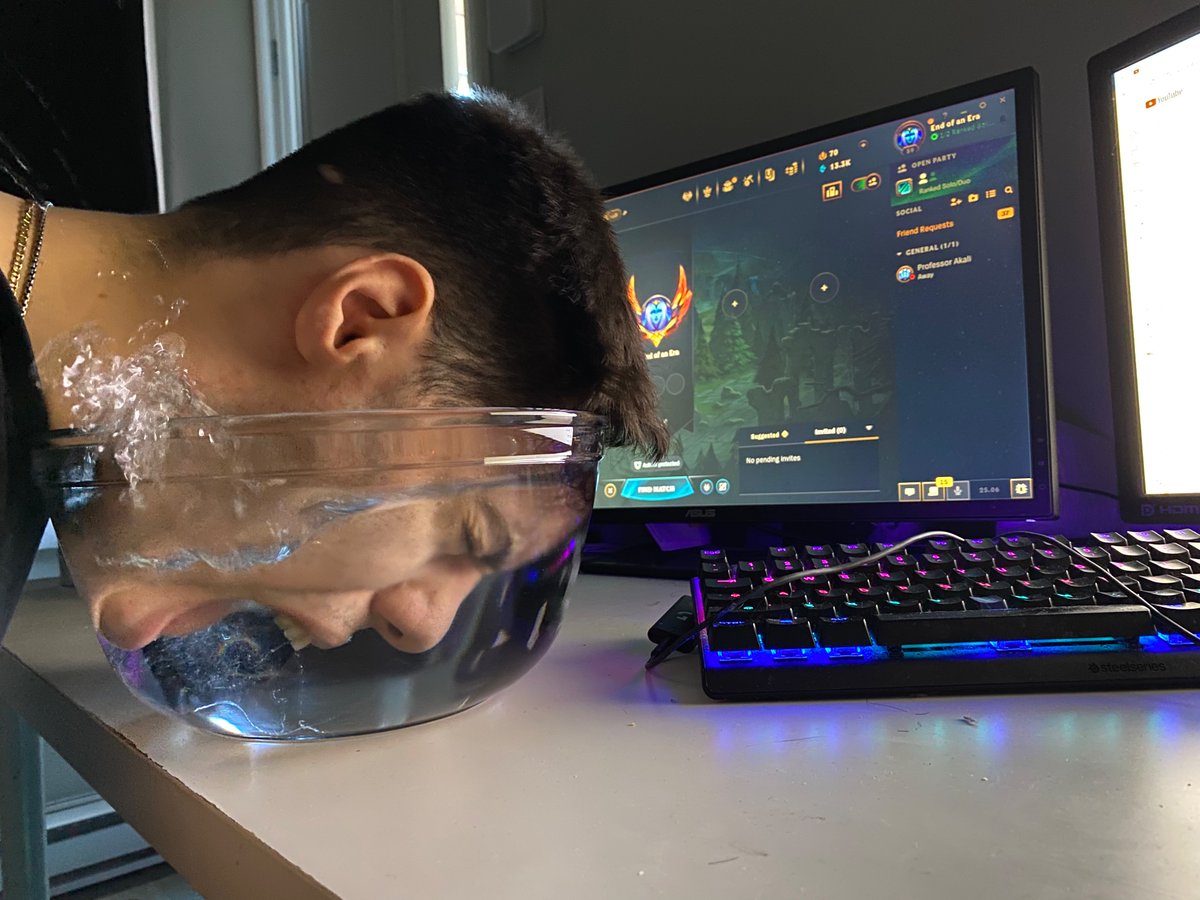 doaenel's tweet image. POV: Your Jungler in Ranked