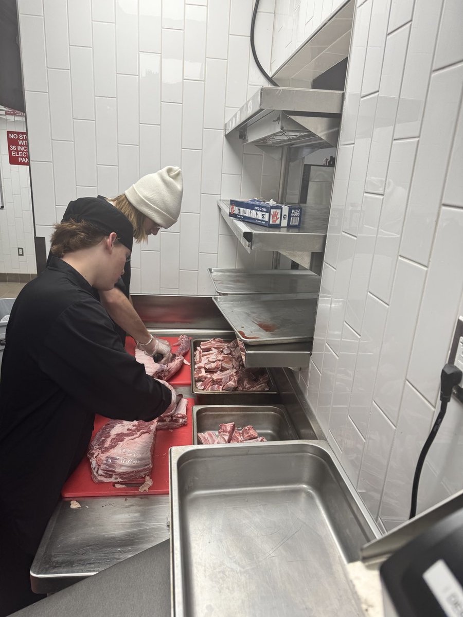 Hardy's Cafe at Walnut Grove HS tweet media