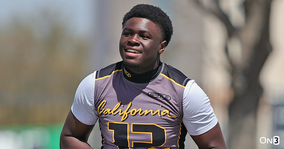 5-star OT Felix Ojo: 'The visits will be very big'

Ojo has unofficial visits to Florida, Notre Dame and Ohio State in April. 

OVs to Ole Miss, Ohio State, Texas, Michigan and Oklahoma are locked in. Alabama is pushing too.

The latest: on3.com/news/the-visit… (On3+)