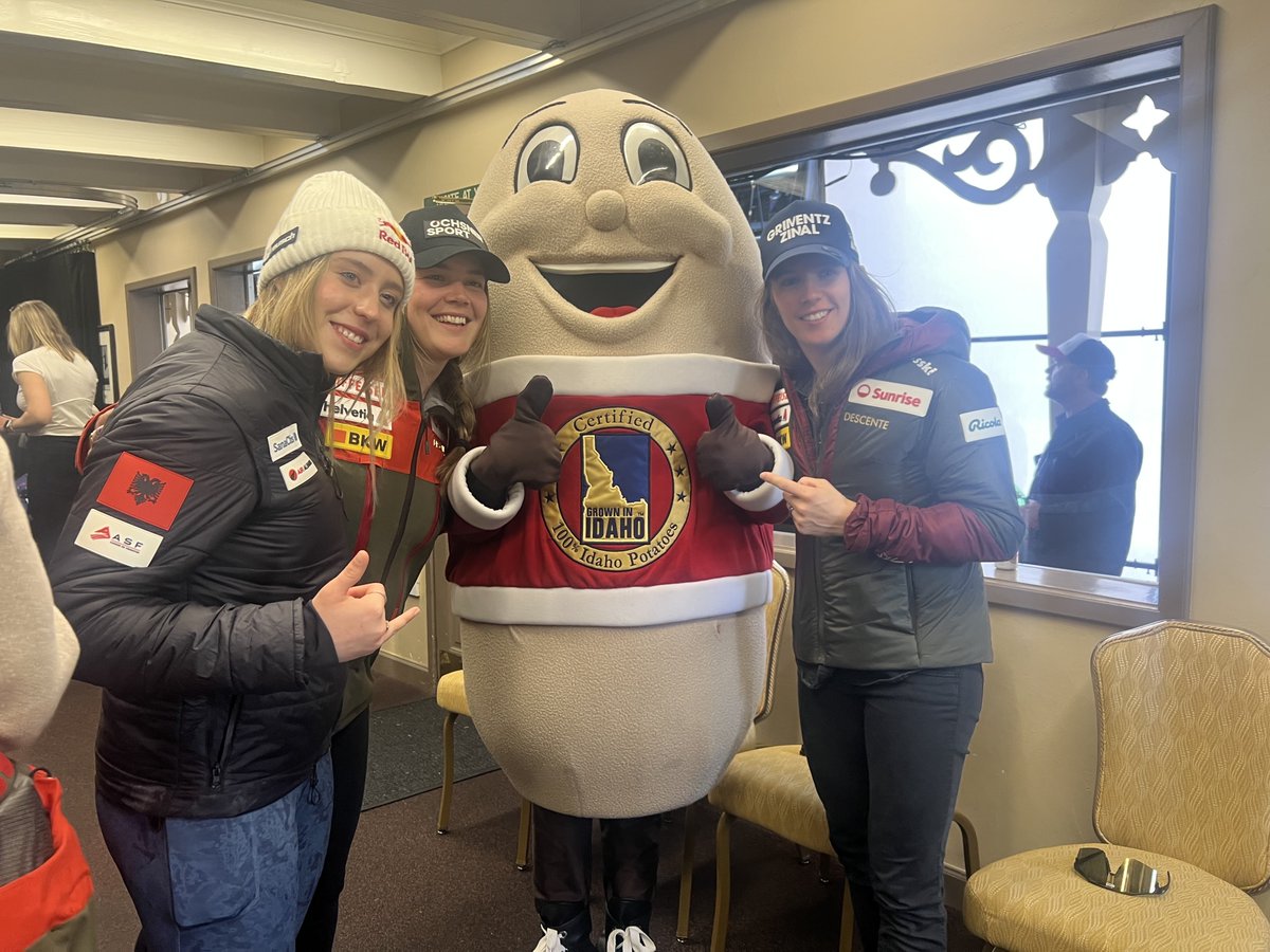 Idaho® Potatoes (@idahopotato) on Twitter photo Legends on the slopes, fueled by Idaho’s finest! ✨🥔<a href="/sunvalley/">Sun Valley Resort</a> #fisworldcup #sunvalley <a href="/usskiteam/">U.S. Ski & Snowboard Team</a> Legends on the slopes, fueled by Idaho’s finest! ✨🥔<a href="/sunvalley/">Sun Valley Resort</a> #fisworldcup #sunvalley <a href="/usskiteam/">U.S. Ski & Snowboard Team</a>
