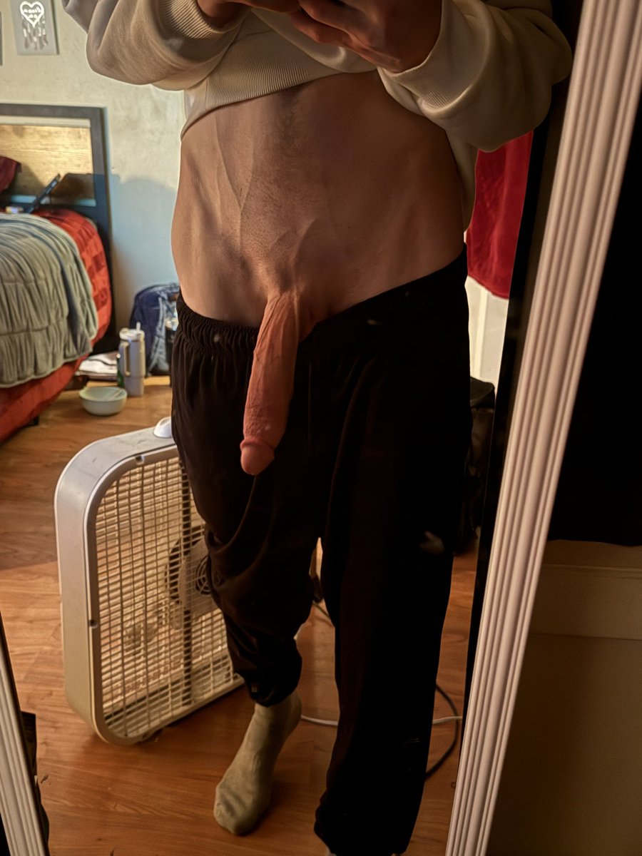 DamienDula03's tweet photo. Freshly shaved 😛 https://t.co/XjxLtm9yxH