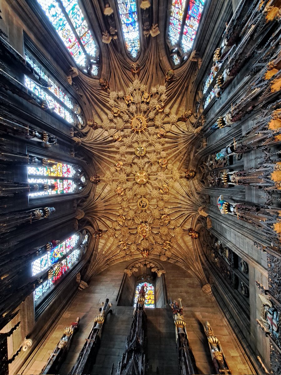 giulinha79's tweet photo. @JamesLucasIT Beatiful thread, congratulations! It inspired me, so I add my personal suggestion: the ceiling of the Thistle Chapel, inside the Saint Giles Cathedral in Edinburgh https://t.co/kMVgaJXat3