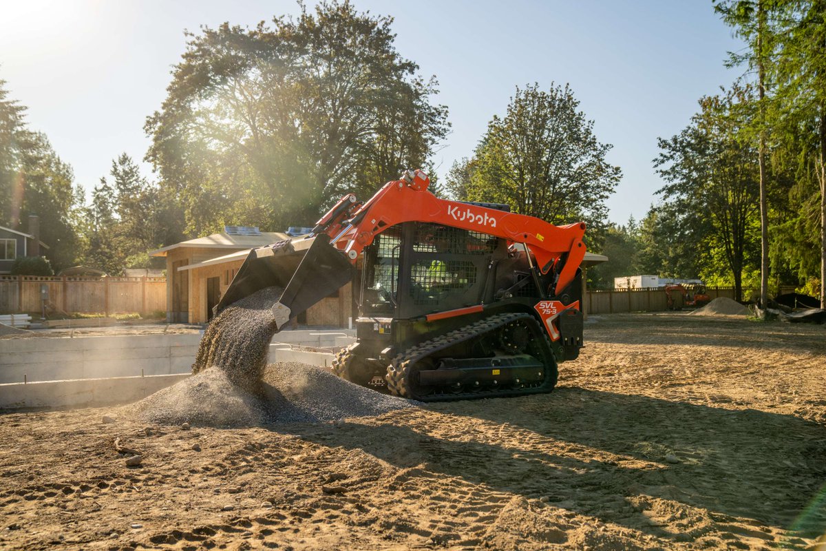 GP_Kubota's tweet photo. 🚨 NEW MACHINE ALERT: Meet the Kubota SVL75-3 Compact Track Loader! 💪🔥 Stop by for a demo! 🧡 Get a Quote: https://t.co/UPWKDFcXa6 #Kubota #SVL753 #TrackLoader https://t.co/qewPnvY0yN