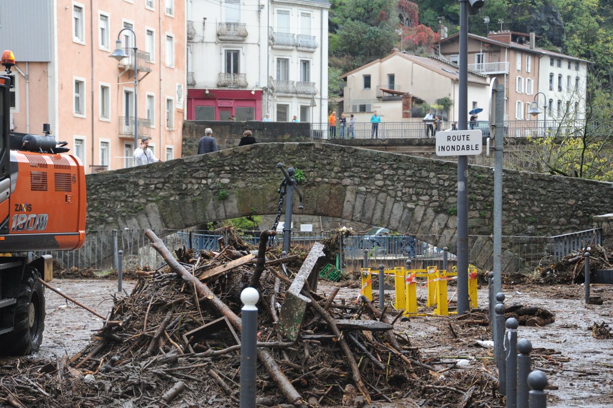 Cinq mois après la crue du siècle à Givors et Annonay, la vie reprend tant bien que mal
➡️ l.leparisien.fr/agXB