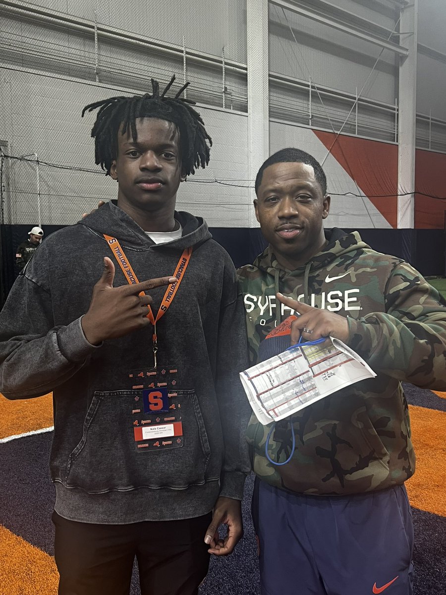 PrimetimeNate_C's tweet image. Had a Great time at Syracuse University yesterday. I appreciate the Hospitality and the Opportunity to see the Orange practice!!🍊@FranBrownCuse @CoachDRedd @AlexKellyCuse @CoachEMarcCuse @M_White03 @CoachNice_SMHS @THE_CoachDJ @RocCarmichael @qbcoachvell @SyracuseOn247