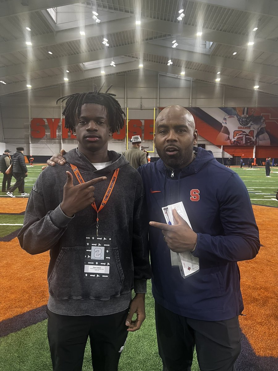PrimetimeNate_C's tweet image. Had a Great time at Syracuse University yesterday. I appreciate the Hospitality and the Opportunity to see the Orange practice!!🍊@FranBrownCuse @CoachDRedd @AlexKellyCuse @CoachEMarcCuse @M_White03 @CoachNice_SMHS @THE_CoachDJ @RocCarmichael @qbcoachvell @SyracuseOn247