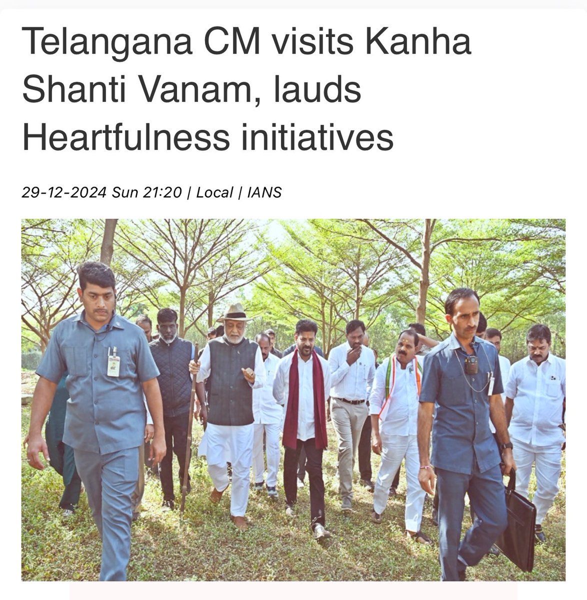vata_foundation's tweet photo. Why not #SaveKanchaGachibowli?? It has the potential to become a bigger forest.. that too in the heart of the city!!

Why is it that when it comes to doing everything changes??? https://t.co/UajEKJiOka