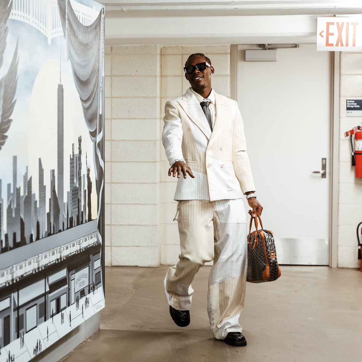 Yankees are suited up for Opening Day

(via <a href="/Yankees/">New York Yankees</a>)