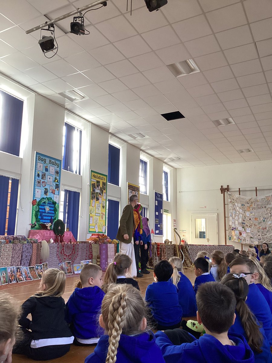 As part of whole school RE day, we had a visit from the Hindu Education Team. The children learnt a lot about the religion of Hinduism and even got the chance to dress up in traditional Indian clothes.