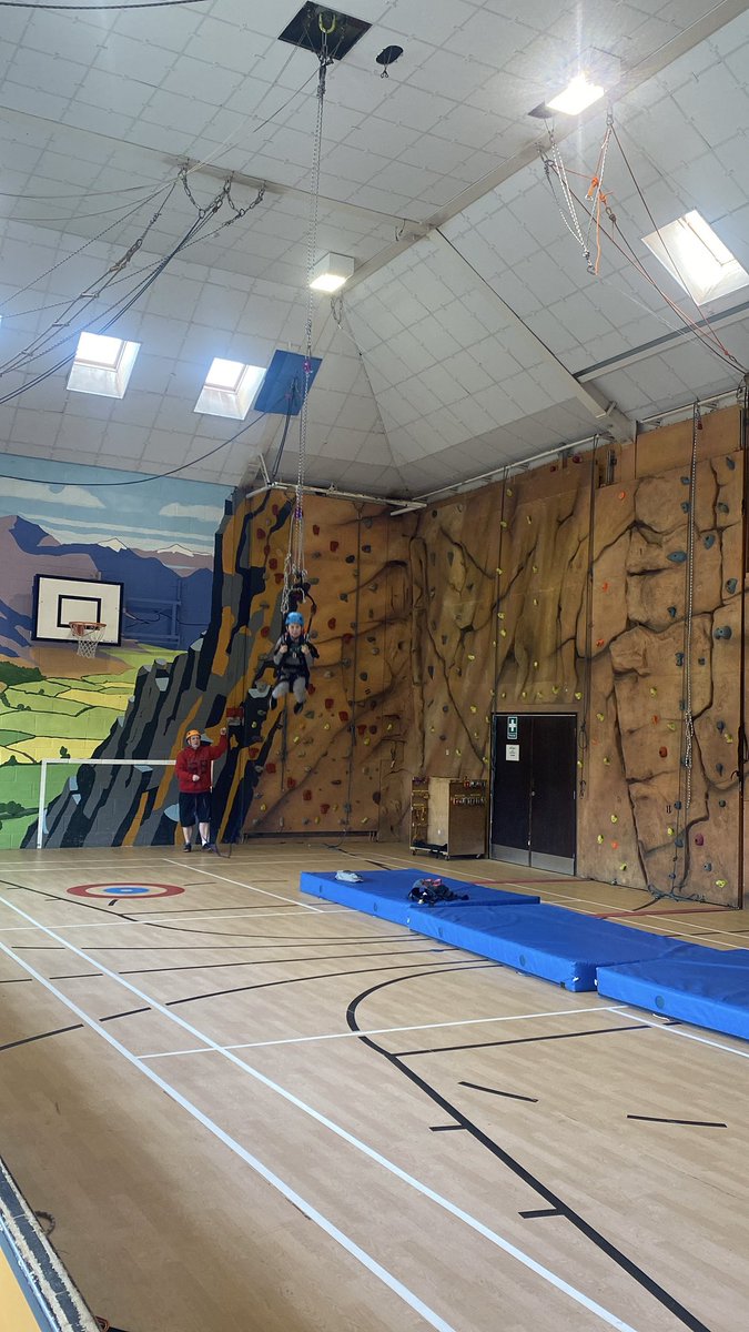 MissCarswell10's tweet photo. So proud of everyone conquering their fears today! @HareleeshillPS #itsSLC https://t.co/nyo6mTPxSS