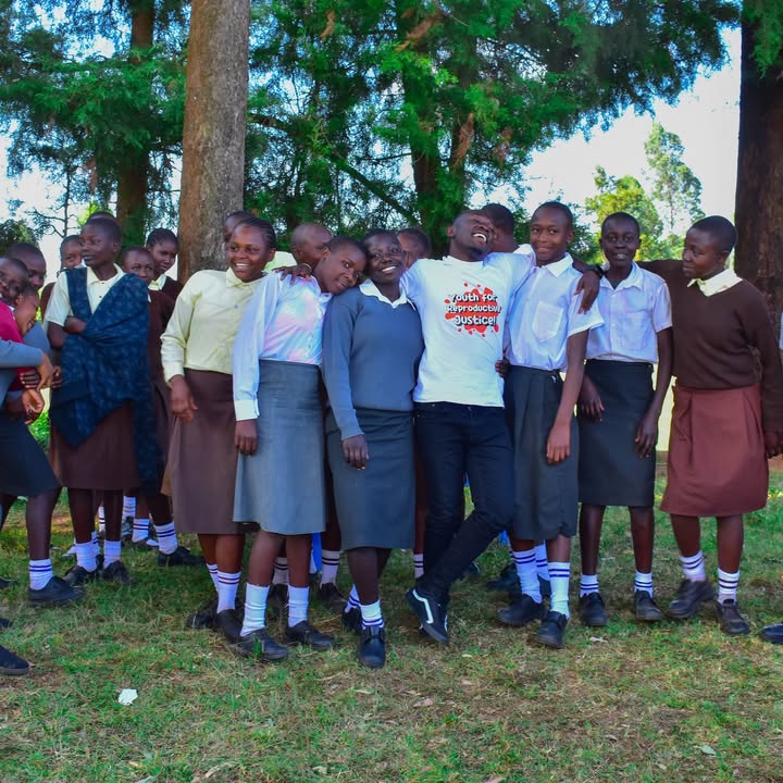 Join us this season as we build an emergency fund that will support our team on the ground. Your support is not just a donation but an investment in the future of our girls. It is an investment in the success of our programs
#Donate #Invest #support #staff  #lifelifterskenya