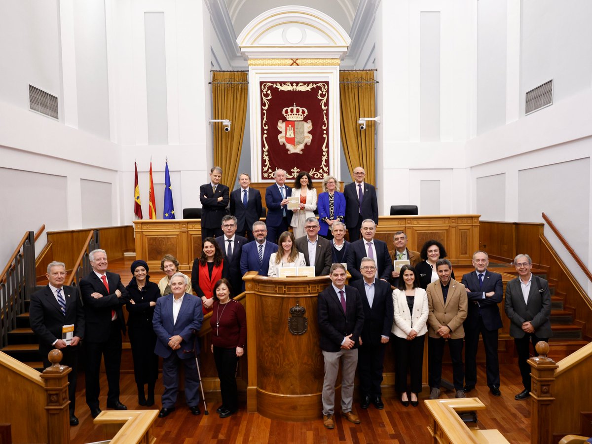 Colegio Oficial de Médicos de Albacete tweet media