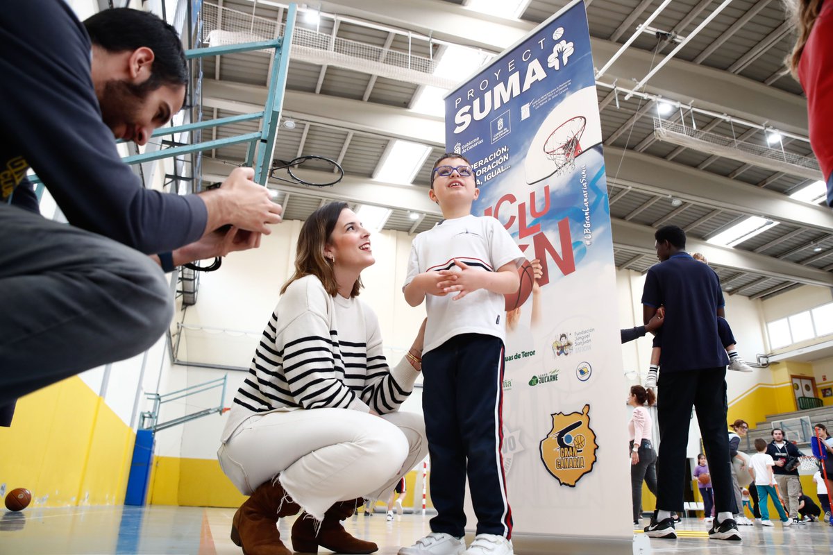 📝 El #ProyectoSuma del CB Gran Canaria protagoniza una nueva jornada en el Polideportivo Jesús Telo.

▪ La iniciativa, liderada por Javi Choren, sigue realizando de manera activa estas concentraciones a lo largo y ancho de la geografía grancanaria.

➡ cbgrancanaria.net/news/el-proyec…
