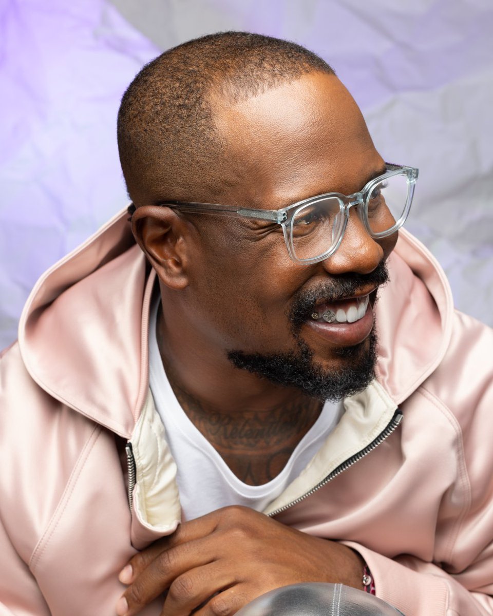 VonMiller's tweet image. Fresh frames have arrived! 😎 Score 20% OFF my exclusive @glassesusa eyewear—spring refresh starts today. #VonMillerEyewear #GlassesUSA
glassesusa.me/VonMiller_Twit…