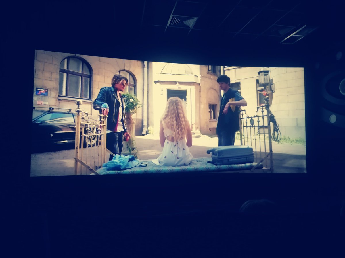 Спасибо команде за прекрасный фильм ❤️‍🔥❤️‍🔥😍😍какой же Серёжа красивый 😍😍
#СергейГорошко #АннаЗавтур #КузьмаКотрелев #ПоходуЛюбовь